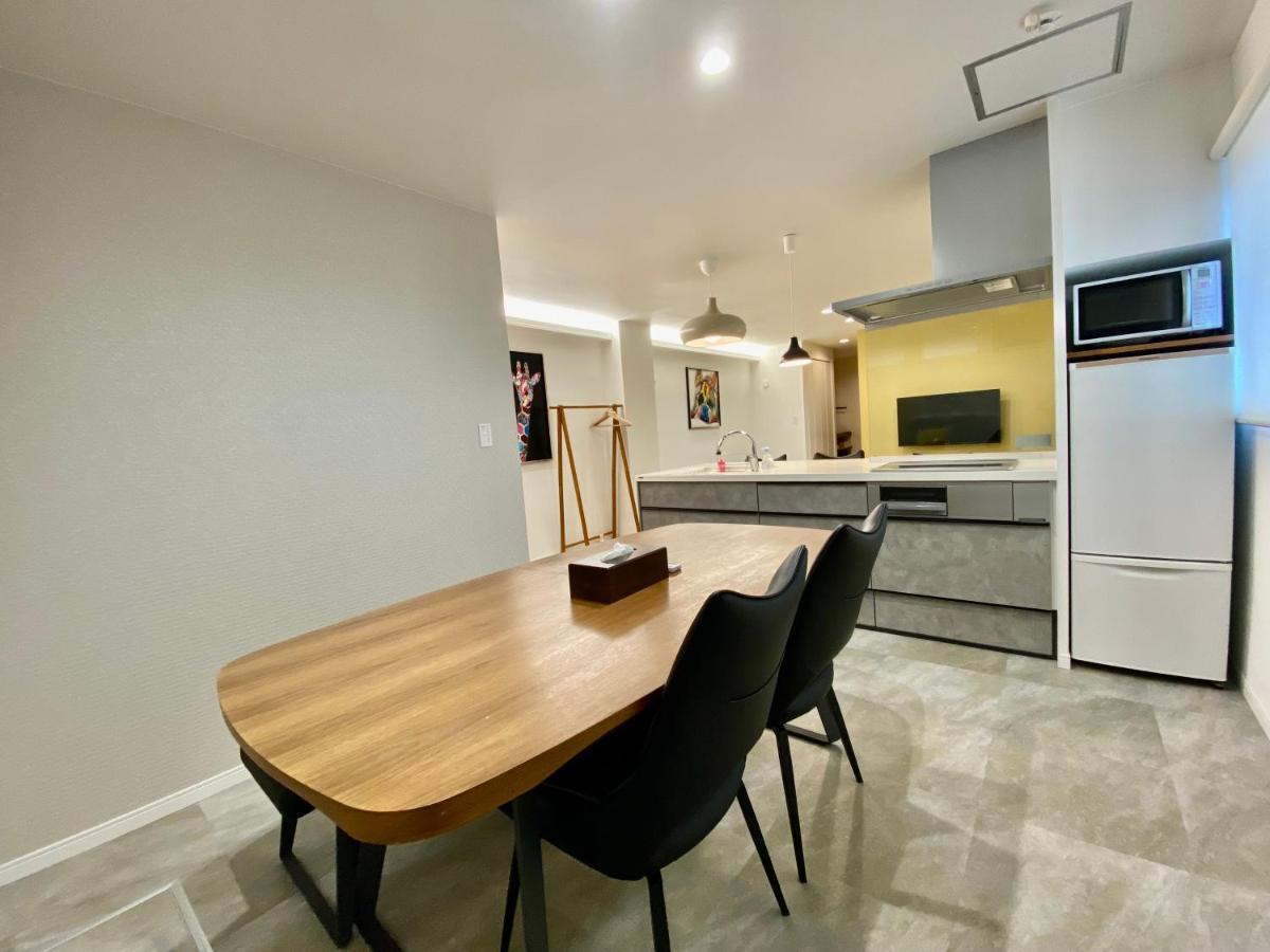 Villa Monica Нагоя Екстериор снимка